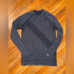 men’s tracksmith merino brighton base layer. size medium.